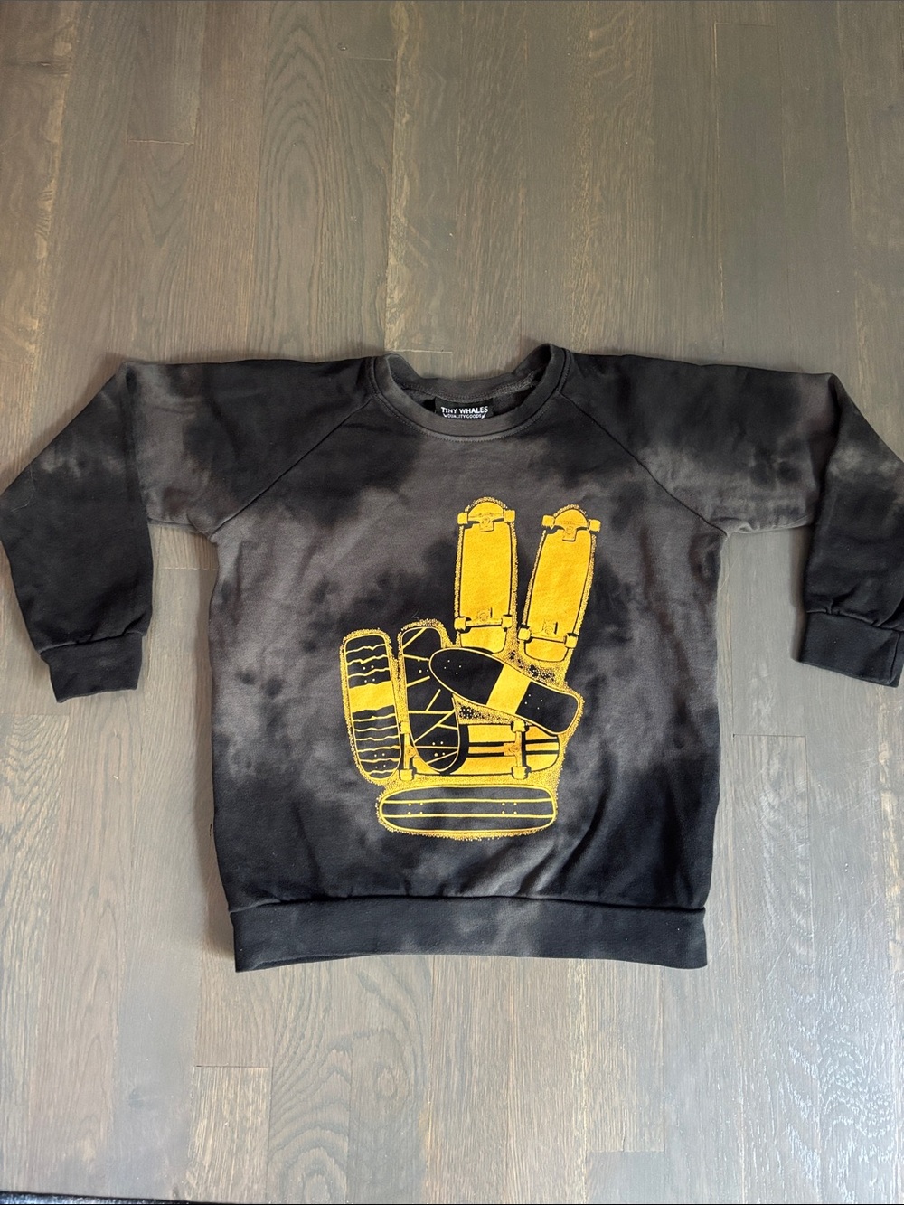 Tiny Whales 7y skate sweatshirt EUC